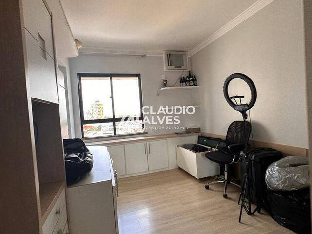 APARTAMENTO para Compra em Feira de Santana - 4