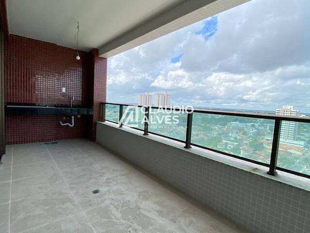 APARTAMENTO para Compra em Feira de Santana - 3