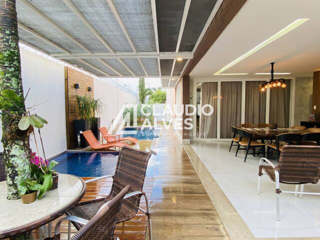 #4855 - CASA EM CONDOMÍNIO para Compra em Feira de Santana - BA