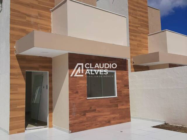 CASA para Compra em Feira de Santana - 2