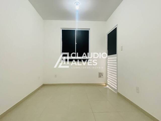 CASA EM CONDOMÍNIO para Compra em Feira de Santana - 5