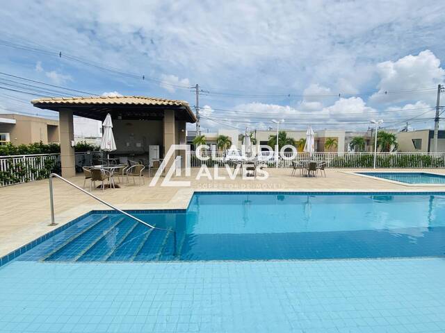 #6321 - CASA EM CONDOMÍNIO para Compra em Feira de Santana - BA