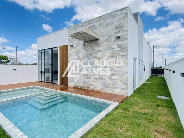 #6376 - CASA EM CONDOMÍNIO para Compra em Feira de Santana - BA