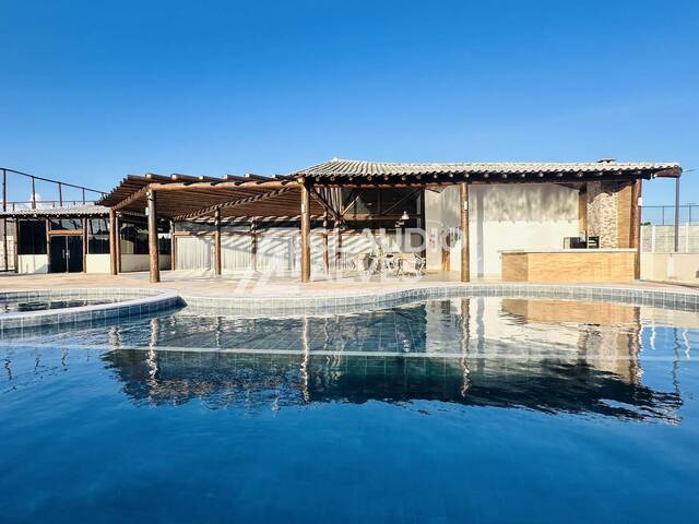 #6526 - CASA EM CONDOMÍNIO para Compra em Feira de Santana - BA