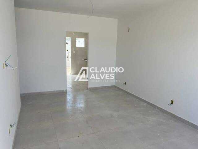 #6569 - CASA para Compra em Feira de Santana - BA