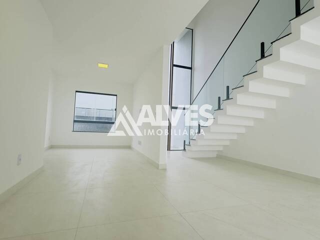 CASA para Compra em Feira de Santana - 5