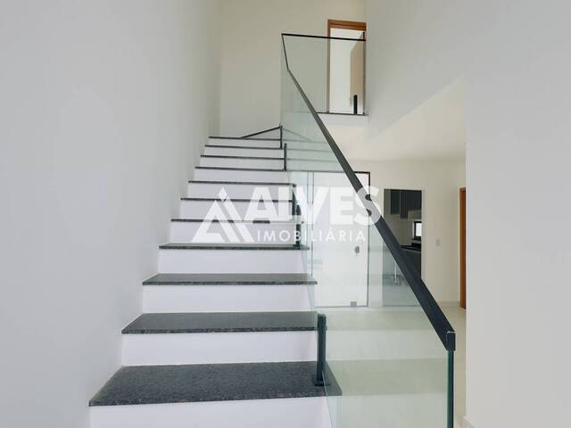 CASA para Compra em Feira de Santana - 4