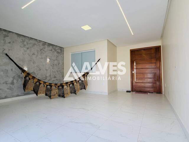 #6675 - CASA para Compra em Feira de Santana - BA