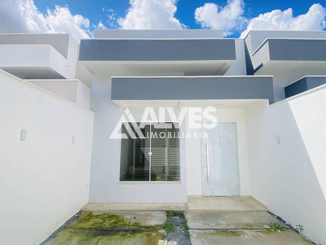 #6684 - CASA para Compra em Feira de Santana - BA