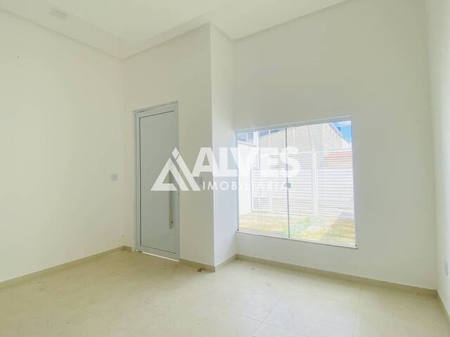 CASA para Compra em Feira de Santana - 5