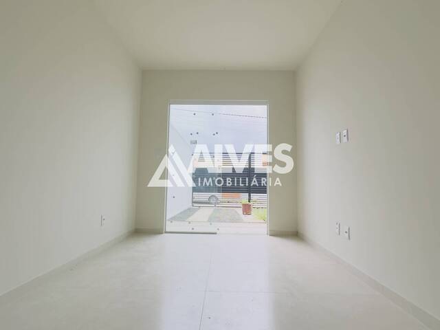 CASA para Compra em Feira de Santana - 5