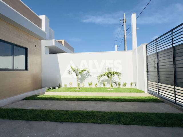CASA para Compra em Feira de Santana - 2