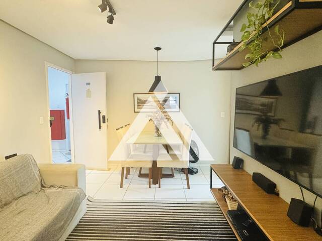 APARTAMENTO para Compra em Feira de Santana - 2