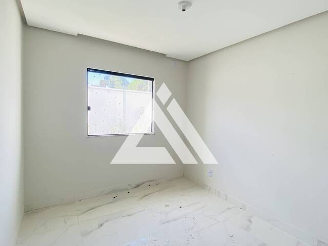 CASA para Compra em Feira de Santana - 5