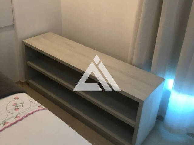 APARTAMENTO para Compra em Feira de Santana - 4