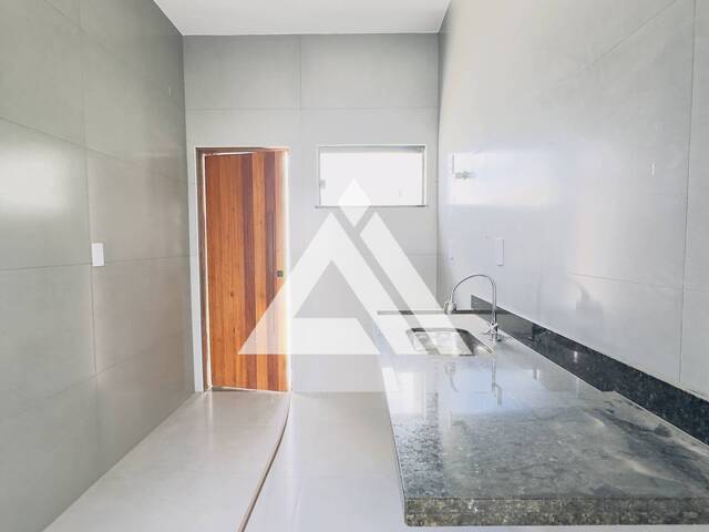 CASA para Compra em Feira de Santana - 5