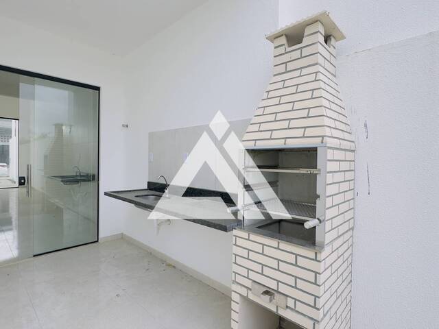 CASA para Compra em Feira de Santana - 3