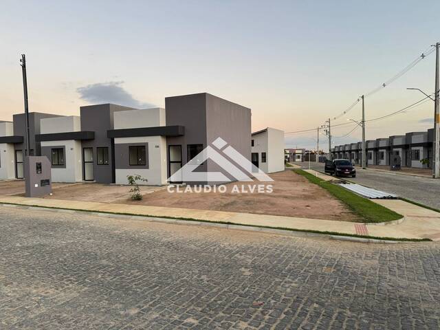 CASA EM CONDOMÍNIO para Compra em Feira de Santana - 4