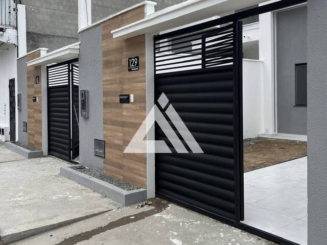CASA para Compra em Feira de Santana - 2
