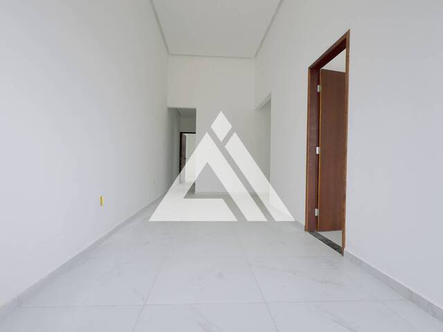 CASA para Compra em Feira de Santana - 2