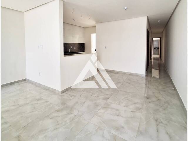 CASA para Compra em Feira de Santana - 4