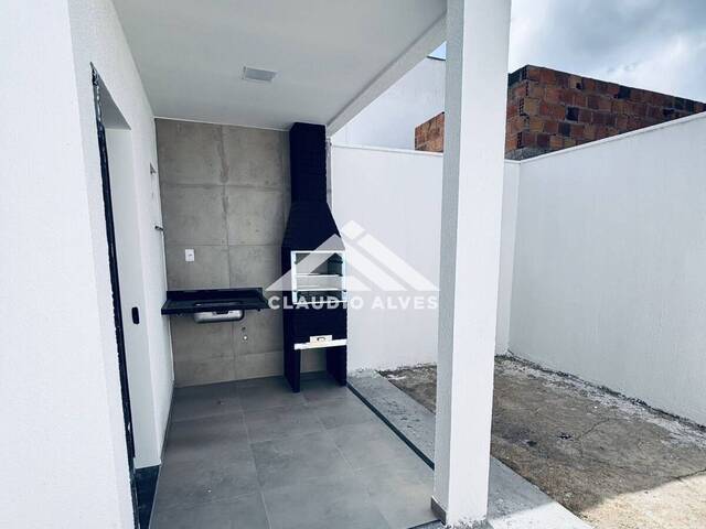 CASA para Compra em Feira de Santana - 3