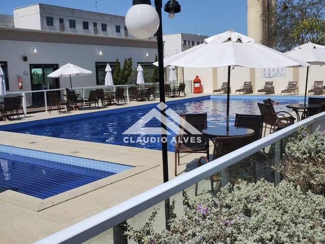 APARTAMENTO para Compra em Feira de Santana - 2