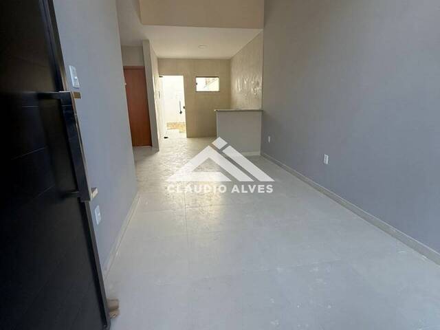 #7298 - CASA para Compra em Feira de Santana - BA - 2