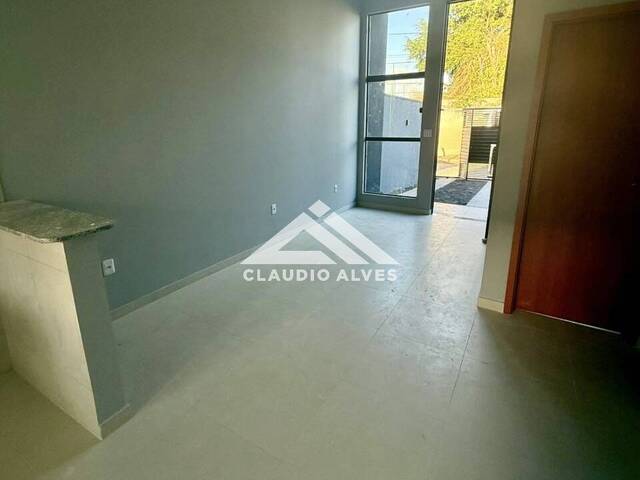 CASA para Compra em Feira de Santana - 4