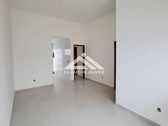 #7315 - CASA para Compra em Feira de Santana - BA