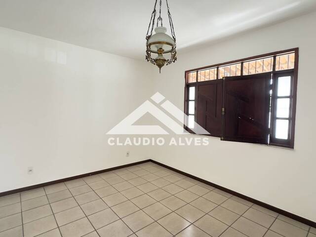 CASA para Aluguel em Feira de Santana - 5