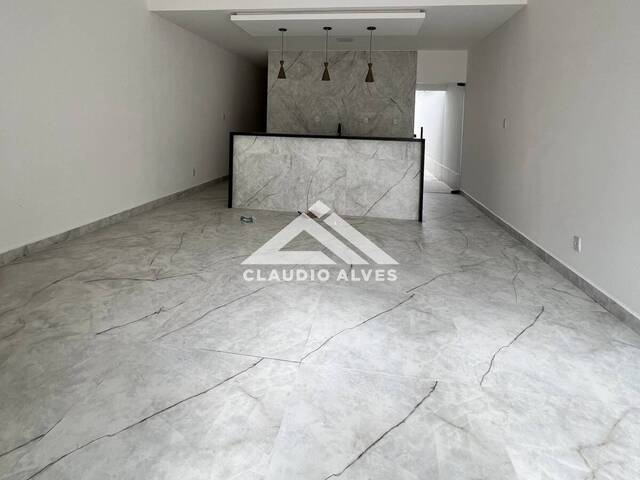 CASA para Compra em Feira de Santana - 3