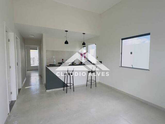CASA EM CONDOMÍNIO para Compra em Feira de Santana - 3