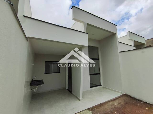 CASA para Compra em Feira de Santana - 3