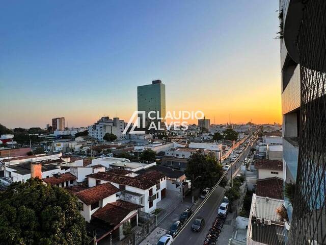 APARTAMENTO para Compra em Feira de Santana - 3