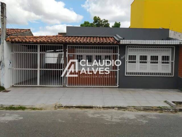 #4987 - CASA para Compra em Feira de Santana - BA
