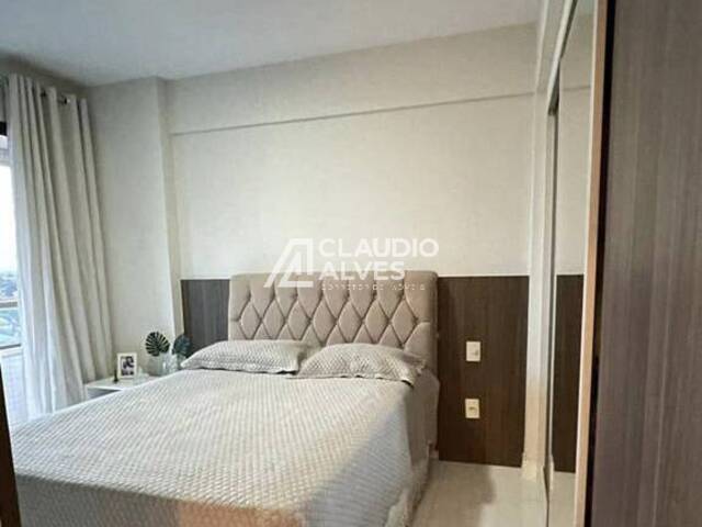 APARTAMENTO para Compra em Feira de Santana - 4