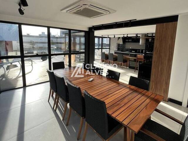 APARTAMENTO para Compra em Feira de Santana - 2