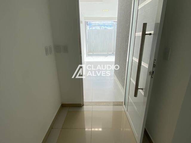 CASA para Compra em Feira de Santana - 3