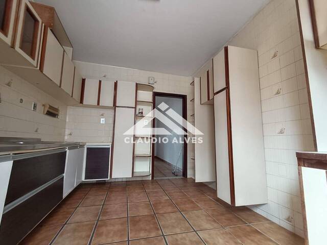 CASA para Compra em Feira de Santana - 4