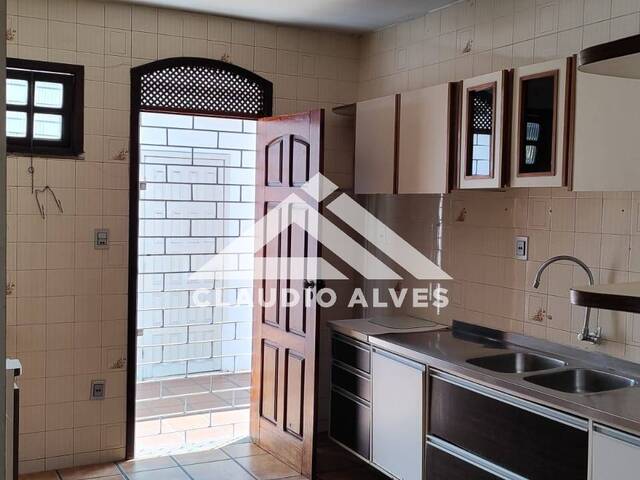 CASA para Compra em Feira de Santana - 5