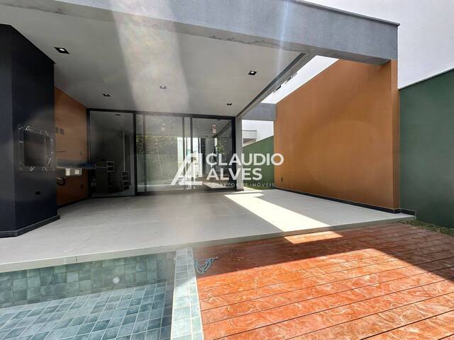 CASA EM CONDOMÍNIO para Compra em Feira de Santana - 4