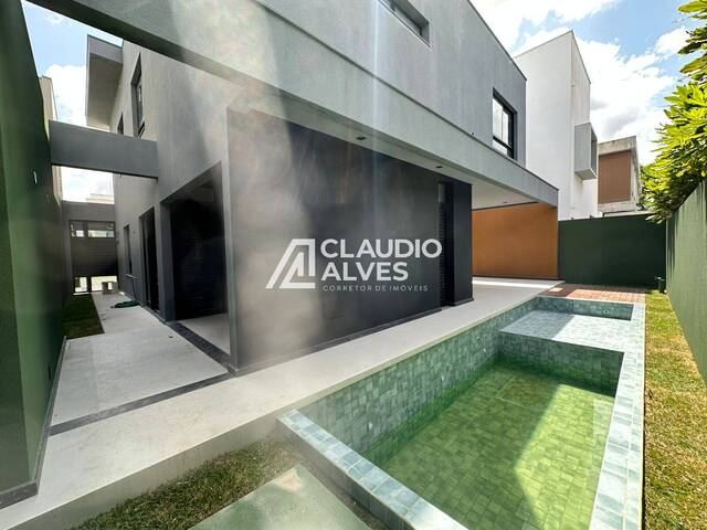 CASA EM CONDOMÍNIO para Compra em Feira de Santana - 1