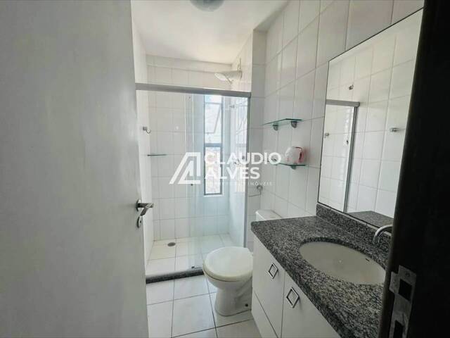 APARTAMENTO para Compra em Feira de Santana - 5