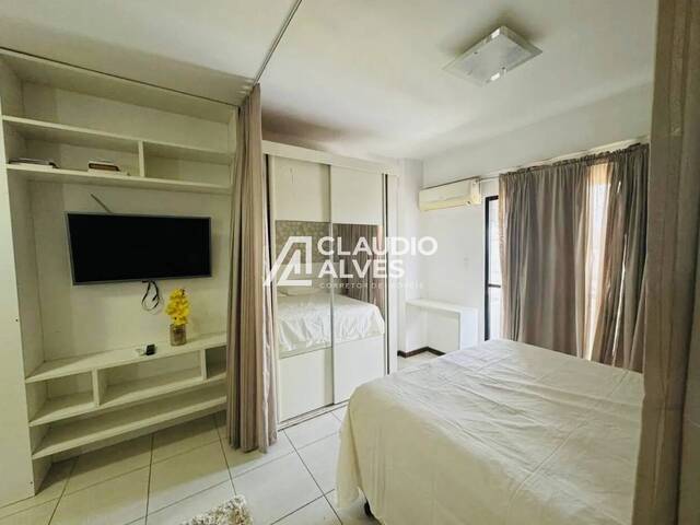 APARTAMENTO para Compra em Feira de Santana - 4