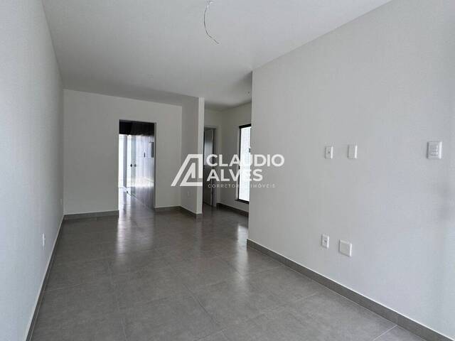 CASA para Compra em Feira de Santana - 4