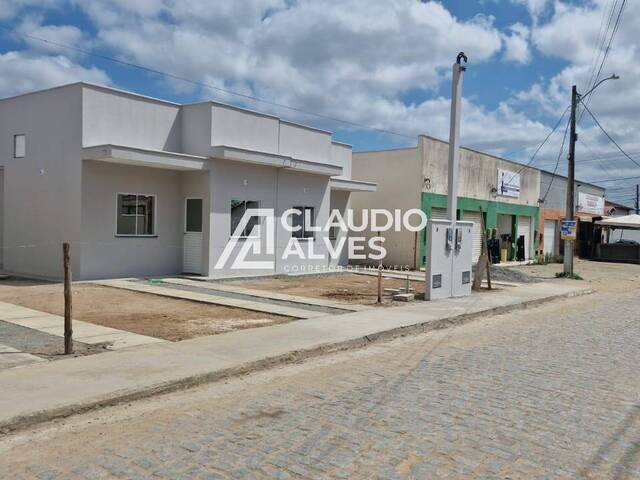 #6263 - CASA para Compra em Feira de Santana - BA