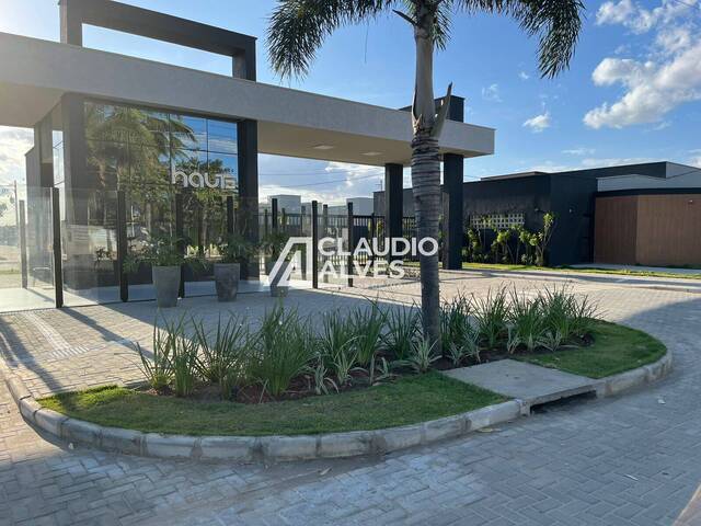 #6388 - CASA EM CONDOMÍNIO para Compra em Feira de Santana - BA