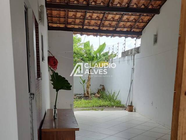 #6399 - CASA para Compra em Feira de Santana - BA