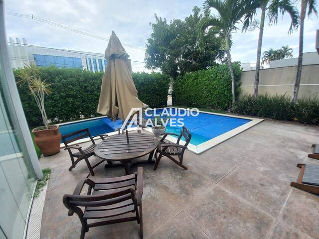 CASA EM CONDOMÍNIO para Compra em Feira de Santana - 4